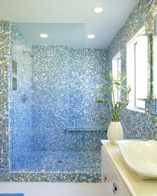 Design of tiles in a small bathroom